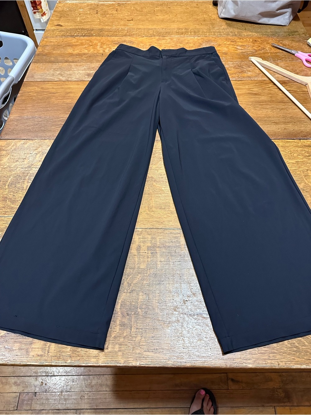 Athleta women’s sz 8 black Wide-Leg Pull-On Pants - Picture 3 of 10